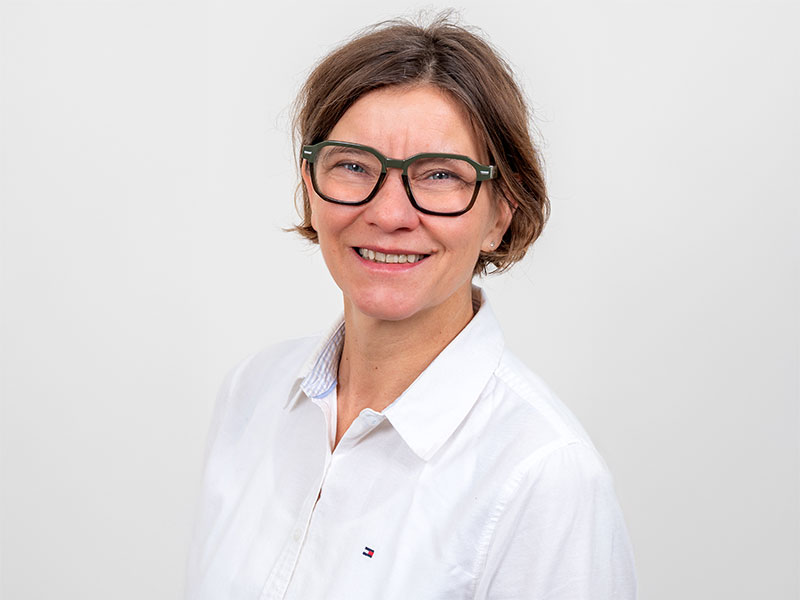 arzt dr med caroline wedel foto